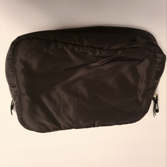 Victoria's secret Pink women's cosmetic Bag s lot of 2 - Picture 3 of 9